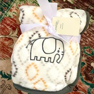 George Elephant Patterned Baby Blanket
